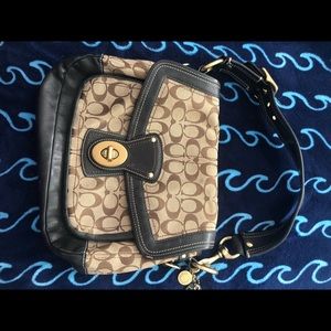 Coach medium size bag